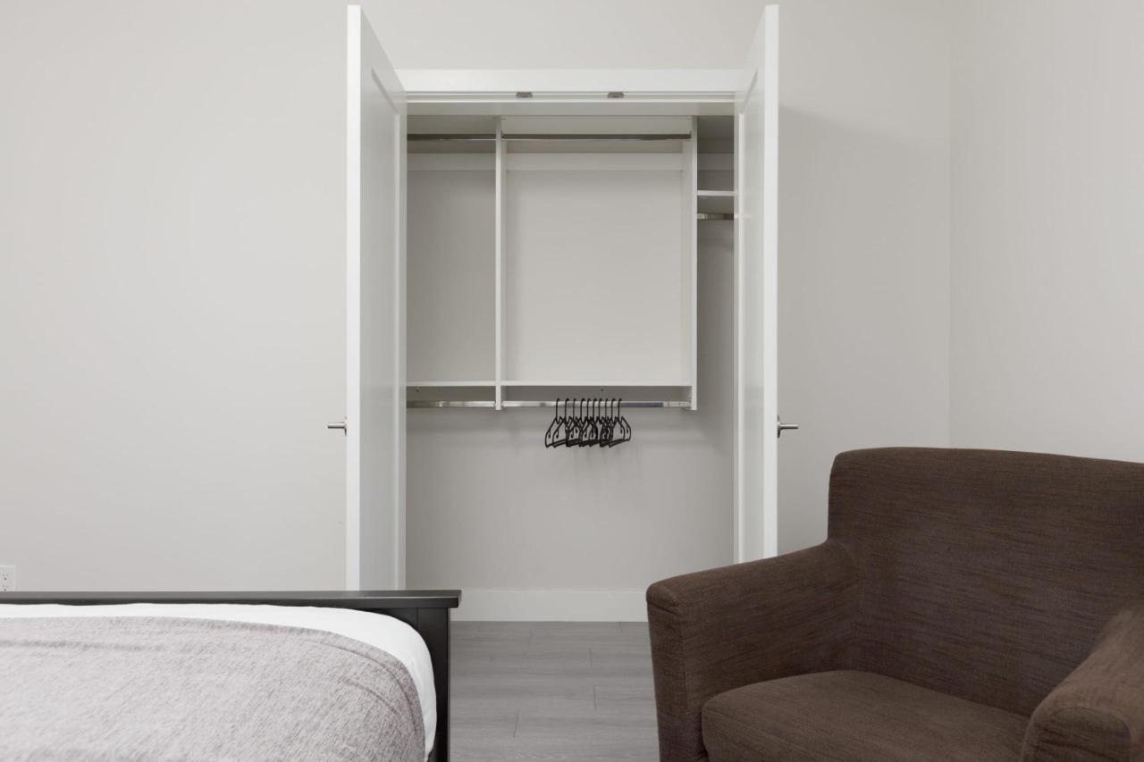 Tastefully Furnished And Newly Updated 2 Bd Central Lynn Valley North Vancouver Villa ภายนอก รูปภาพ